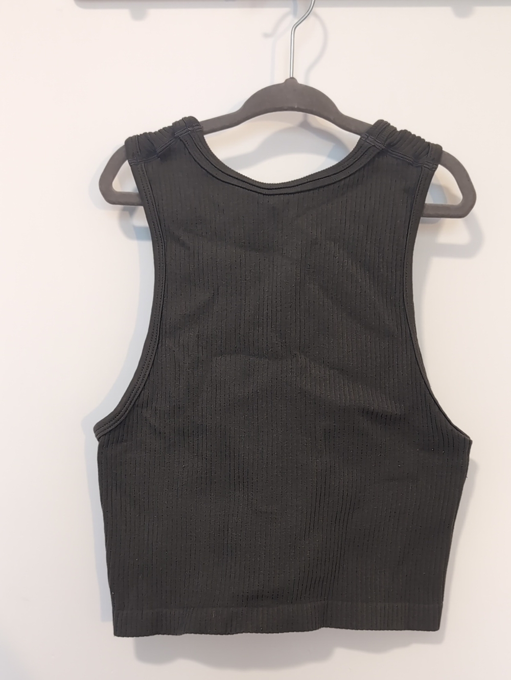🍇 LAST CALL! Ribbed Black Cropped Tank Top - Sleeveless Knit